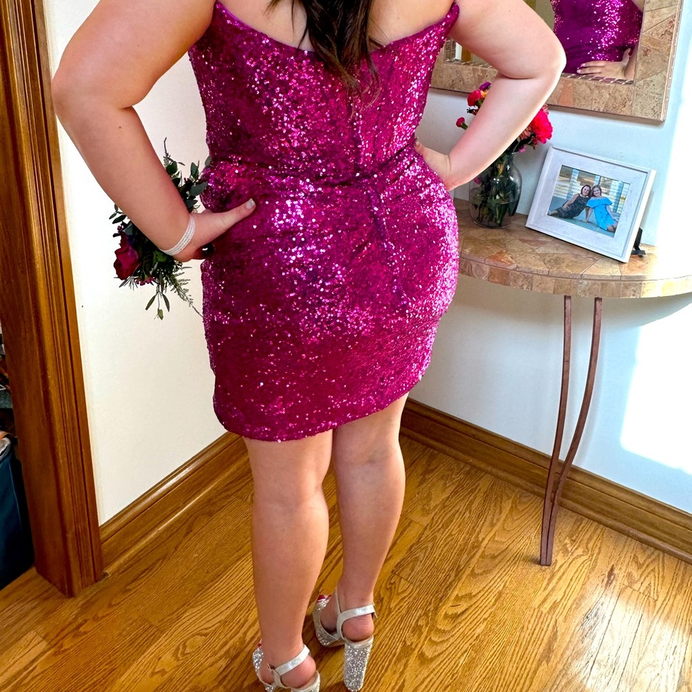 Sherri Hill Fuchsia Dress 💜🩷💜🩷
